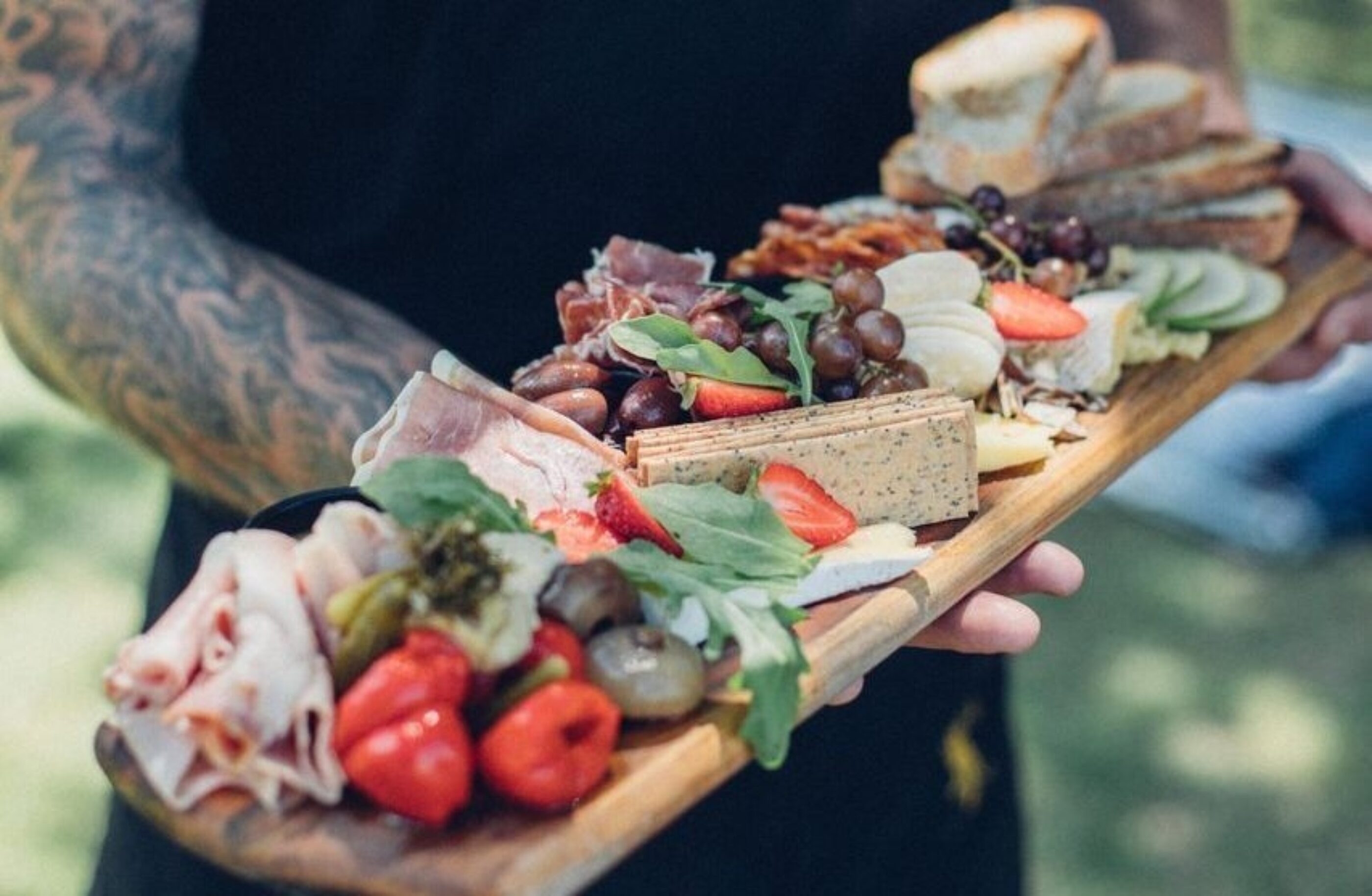 126868 charcuterie board at man o war vineyard web optimised 1280px jpg or png or webp
