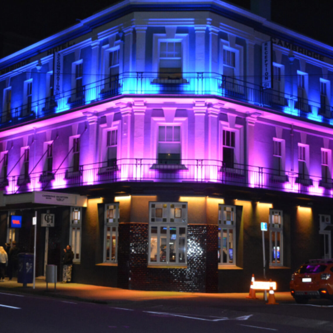 Cambridge Hotel WGT 500x500