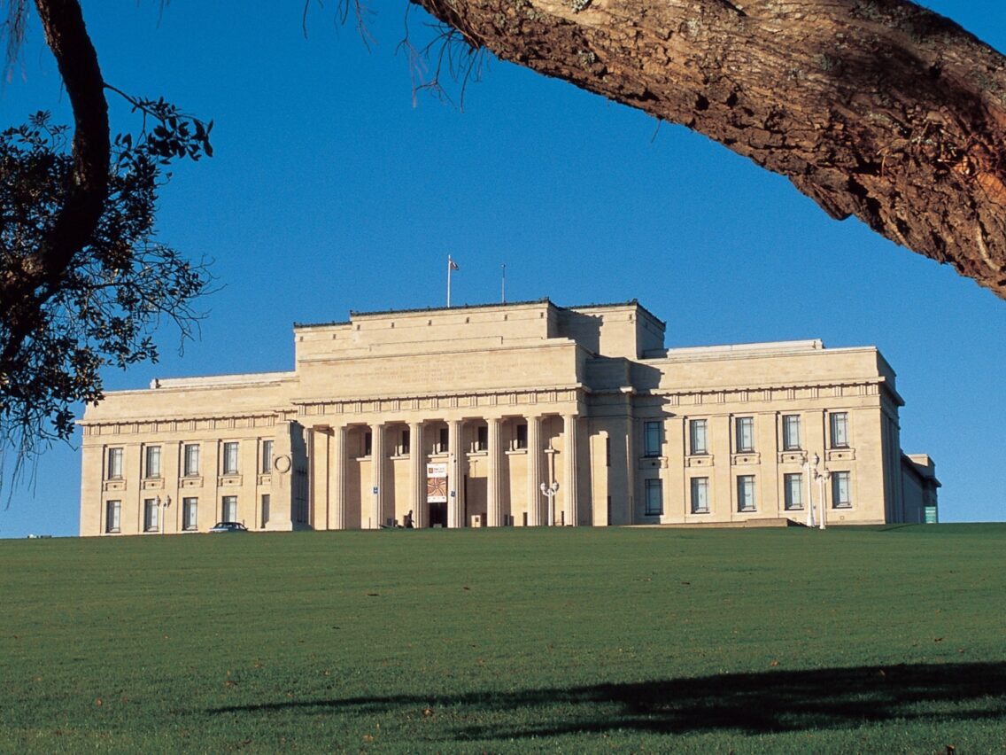 TA520 Auckland Museum