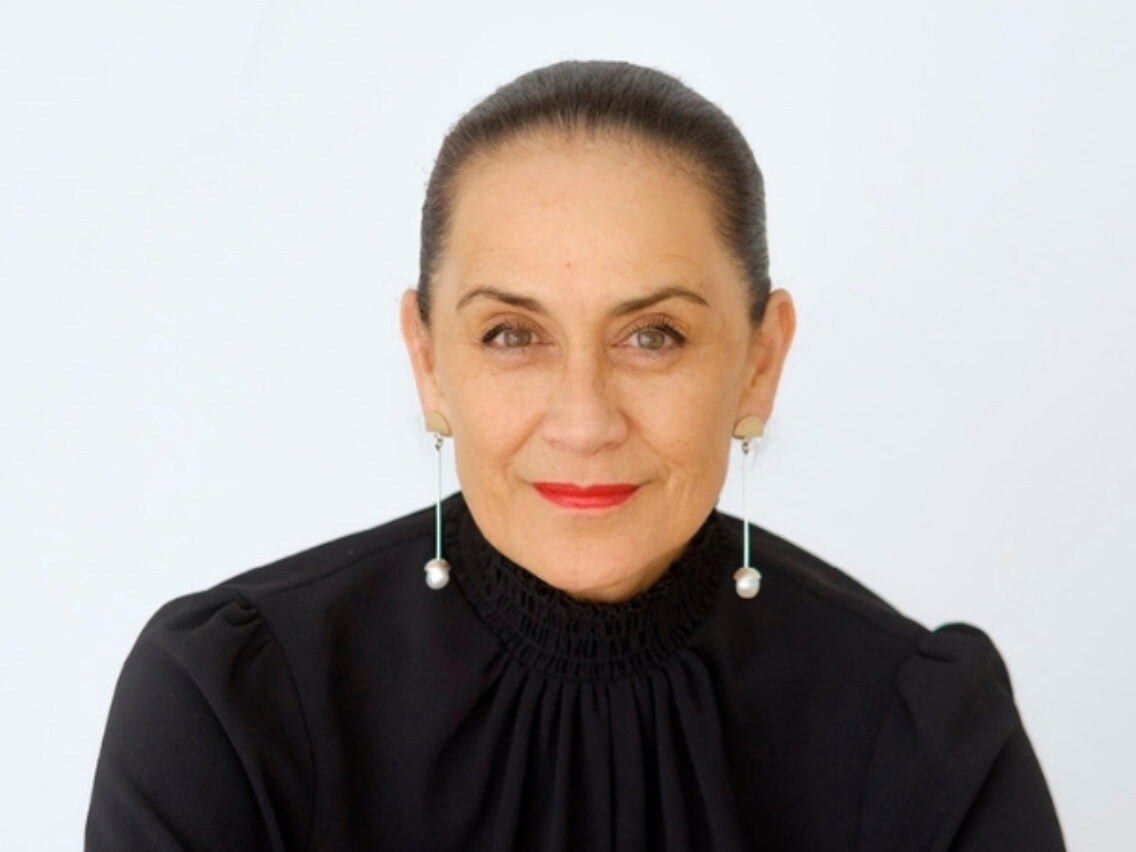 LGNZ26 Traci Houpapa