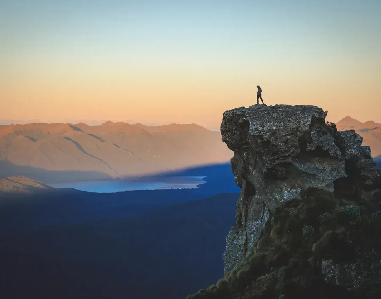 456782 hump ridge track southland new zealand credit liz carlson 158 web optimised 1280px webp