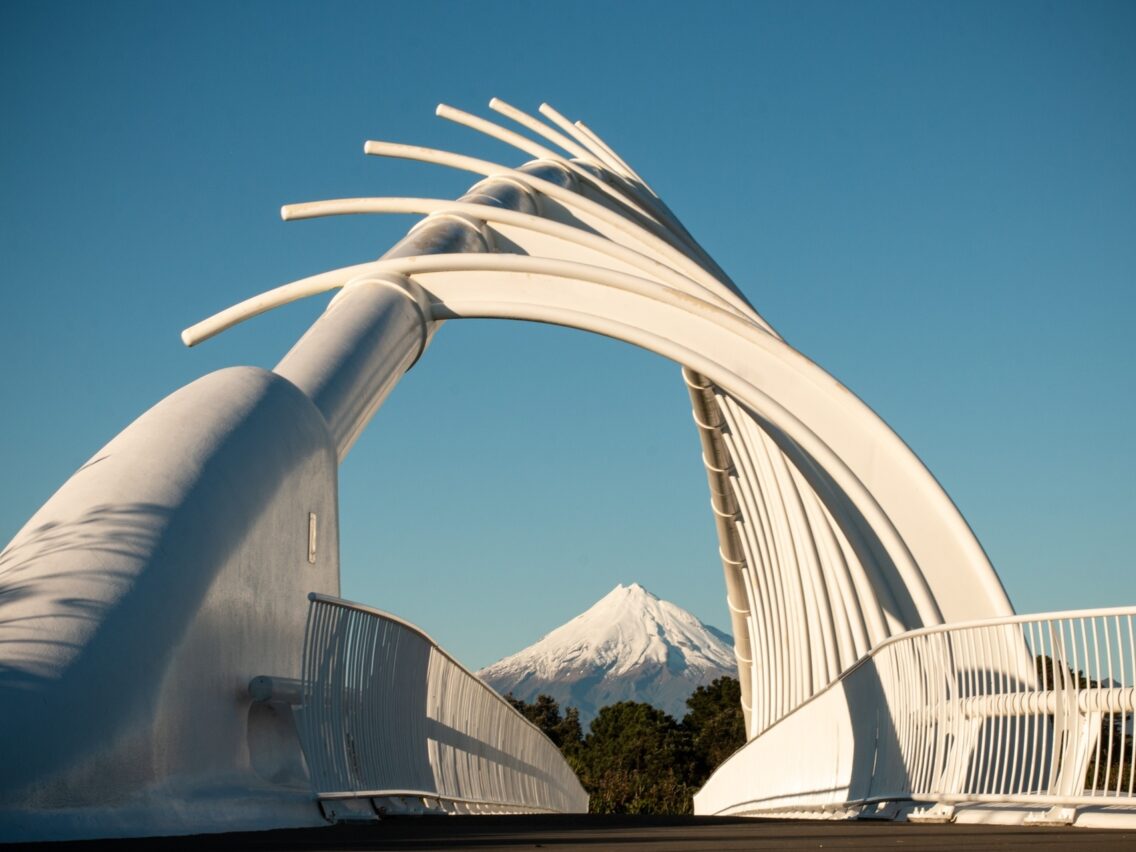 Taranaki Story 01 Visitor Live Te Rewa Rewa bridge with mountain no people